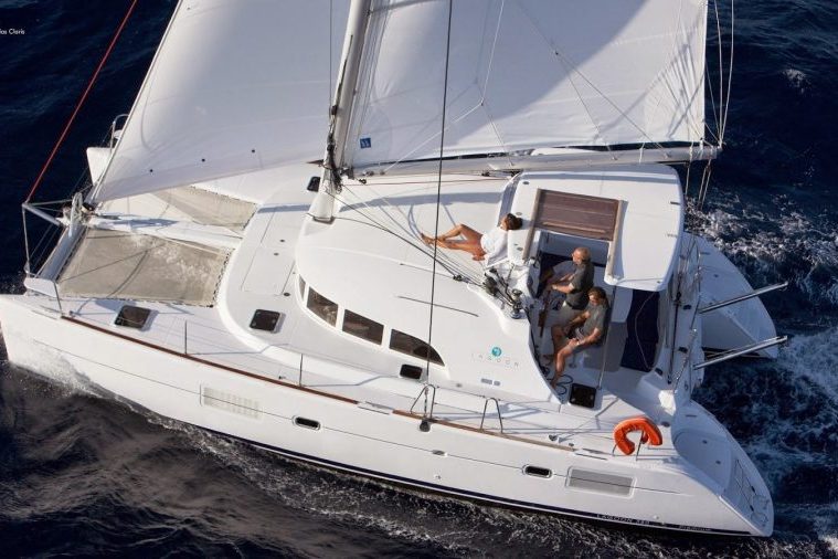 Catamaran Laggon 410 - Vigo